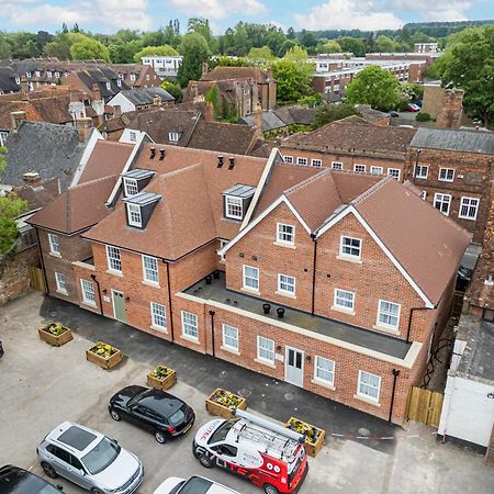 Mercure Salisbury White Hart Hotel & Apartments Bagian luar foto